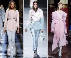 Ve tabi romantik denildiğinde de ilk akla gelen mavi ve yavru ağzı, 2017 senesinin moda dünyasına damgasını vıracak. 2016 2017 Kis Modasi Trendleri Neler