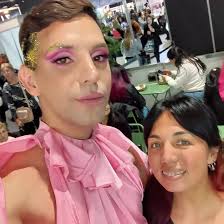 Hoy más que nunca... puedo decir creo en mí!!! que cuando se quiere se  logra. Reconozco las veces que tuve miedo, que me hicieron sentir que no  iba a poder... cuando casi