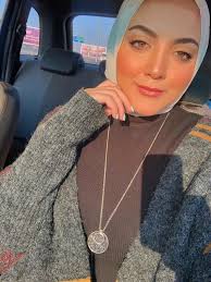 Pink 🌸 Removed tatto ❌ ololi ra2yko ehh we law had 3ando ay so2al 3an look  da ysa2alny 😘💕 Foundation : kyrolan powder : Artdeco lose powde : airspun  eyeshadow : morphe