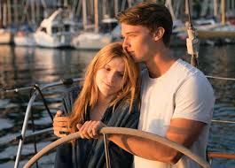 La pellicola è un remake del film giapponese taiyō no uta, del 2006. Il Sole A Mezzanotte Tutta La Dolcezza Di Patrick Schwarzenegger