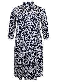 Loretta schrijver haar sterrenbeeld is stier en ze is nu 64 jaar oud. De Kleding Van Loretta Schrijver Style Like