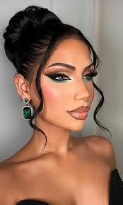 Megan Holgate's Instagram, Twitter & Facebook