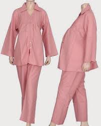 Anda perlu memerhatikan warna, jenis kain, bahkan perlengkapan yang terpasang pada seragam. Contoh Baju Hamil Untuk Kerja Uki82 Ngeblog