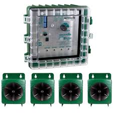 This transonic pro pest repeller will allow you to get rid of pest animals, rodents and insects for up to 3,500 square feet. Super Birdxpeller Pro Electronic Bird Repellers Sonic