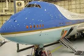 Pics Photos Of Melania S Bedroom Inside Air Force One In 2020 Air Force Ones Air Force Army