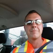 Jamie Lewis (@jamiepl79)