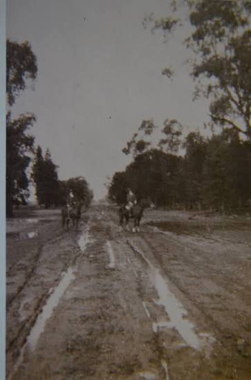 What is the history of the unpaved roads in the 1920s?
