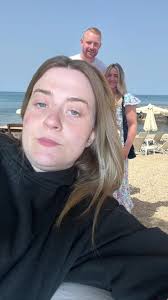 Laura Moller (@laura.gets.fit)