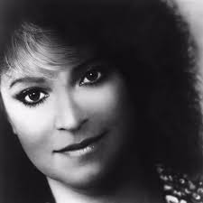 Melanie: песни, клипы и билеты на концерты