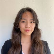 Lauren Reyes's Instagram, Twitter & Facebook