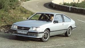 Opel senator je automobil više srednje klase nemačkog proizvođača automobila opela, koji se proizvodio u dve generacije.ovaj udoban automobil se prodavao u evropi do 1993. Opel Senator Rockt Die Oberklasse Autogazette De