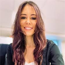 Deena Shannon's Instagram, Twitter & Facebook