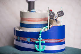 Ein stofftier, wie ein teddybär, ist immer eine gute ausgangslage, aber sie können sich auch. Diy Windelschiff Statt Windeltorte Diy Inspirationen Baby Kind Und Meer