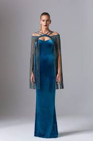 Ama eteği ortaya çıkaracak bi renk kombini bulamadım. Petrol Mavisi Ile Uyumlu Renkler Kadin Blogu