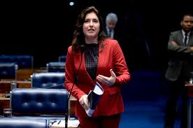 Simone tebet dans d'autres lieux. Simone Tebet Agradece Homenagens Feitas A Ela E A Seu Pai Ramez Tebet Senado Noticias