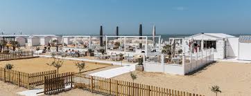 It has a lovely beach, divided into 5 different beaches, a beautiful nature reserve, plenty of shopping facilities, a wide range of cultural activities, a number of architectural gems and an excellent sports infrastructure. Mood Beach Toerisme Knokke Heist