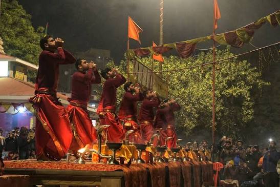 Ganga Aarti: Patna's Spiritual Evening on the Riverfront Ghats