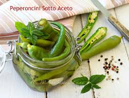 Peperoncini sott olio by peperoncinipiccanti on 15/05/2012 peperoncini sott olio: Peperoncini Sotto Aceto Come Prepararli In Casa Senza Rischi
