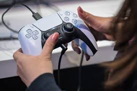 Photo PlayStation Switch Xbox... pourquoi les prix des consoles ne font ...