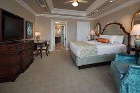 Can i rent rooms in the villas at the grand floridian or do i have to be a member of disney's vacation club (dvc)? Villas At Disney S Grand Floridian Resort Spa Walt Disney World Undercover Tourist