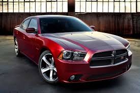 Pin By Edmunds On Dodge Reviews By Edmunds Dodge Charger Dodge Charger Sxt 2014 Dodge Charger