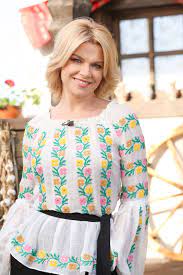 Her primary areas of specialization are contemporary latin american film, literature, and cultural studies. Pro Tv Andreea Marinescu A DezvÄƒluit CÄƒ A FÄƒcut Covid 19 Bdquo Starea Mea Este BunÄƒ