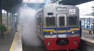 Kesepian di malam hari, malam minggu tanpa pacar. Krl Commuter Line Keluarkan Asap Di Stasiun Depok Baru Okezone News