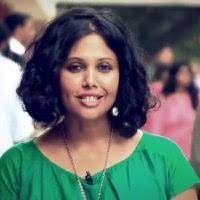 E-mail e telefone de Alexandra Squires