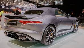 Svr is a sportier version with stronger performances. Jaguar F Type Svr Convertible 2017 Price In Dubai Uae Features And Specs Ccarprice Uae