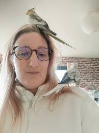 Bjr pouvez vs me dire si c est un jeune homme ou une jeune fille