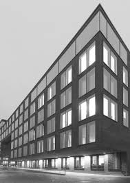 The growing linen industry of brabant led thillmann's son, jan berenberg (born 1490 in gummersbach, died 1549 in lier, belgium), to take his family to lier in antwerp, where he became a. Wealth Management Berenberg