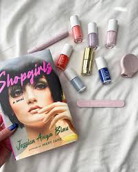 📺 COMMENT WITH #SWEEPSTAKESENTRY AND TAG YOUR BOOK CLUB FRIENDS FOR A  CHANCE TO WIN ✨ Win copies of SHOPGIRLS for your entire book club, along  with assorted 1980s-themed items so your