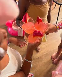 We were sooo corny 🤣 but I'm overjoyed to have this memory captured 💕💗