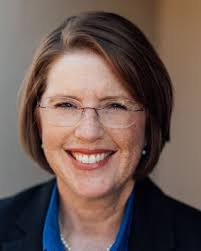 Jennifer Michels's Instagram, Twitter & Facebook