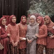 Gambar baju kurung kapel / 75 ide couple model pakaian pakaian wanita pakaian. 610 Ide Baju Kurung Di 2021 Baju Kurung Model Pakaian Pakaian Wanita