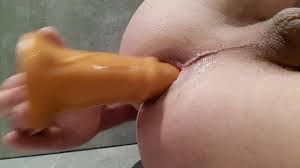 Masturbation avec un gode de cheval