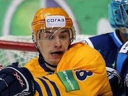 Útočník Bulis bude i nadále hrát za Čeljabinsk v KHL