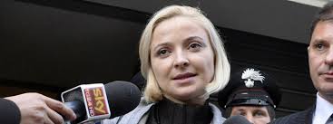 Francesco schettino was born on november 14, 1960 in castellammare di stabia, campania, italy. Die Frau Neben Kapitan Schettino Ja Ich Hatte Mit Ihm Eine Sentimentale Geschichte Gesellschaft Faz