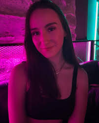 amber ☻ (@amber.farmer) • Instagram photos and videos