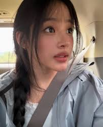 NJZ MINJI (뉴진스 민지)