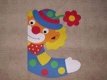 Fensterbild Tonkarton Clown Fenstergucker Karneval Faschingsdeko Basteln Karneval Basteln Faschingsdeko Basteln Mit Kindern