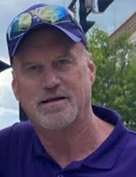 Brent Boyle's Instagram, Twitter & Facebook