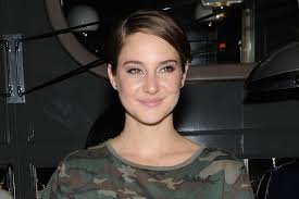 Born in san bernardino, california, and raised in simi valley. You Won T Recognize Shailene Woodley From This Vintage O C Clip Celebrity Life Zimbio