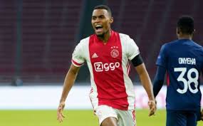 Ryan gravenberch, mediocentro de 18 años del ajax de amsterdam, es la nueva perla del conjunto neerlandés y como tal algunos clubs ya han apuntado su nombre en la agenda de futuribles, como. Liverpool Can Replace Graphene Berg With Ajax Star Ryan Gravenberch Soccer Sports Jioforme