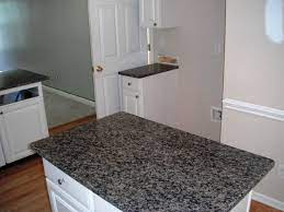 Amf brothers granite countertops 755 n oaklawn ave , elmhurst , il 60126 phone : Caledonia Granite For White Cabinets Klassisch Kuche Charlotte Von Fireplace Granite Distributors Houzz