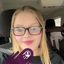 What can help organize toys for a little girl?