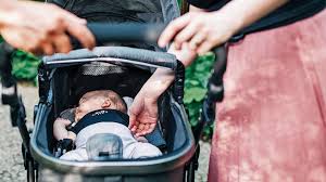 Ärzte verschreiben kindern seit jahren sehr häufig therapien. Psychologie Wie Die Geburt Des Ersten Kindes Die Personlichkeit Der Eltern Verandert Oder Eben Nicht