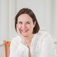 Ruth Thomson's Instagram, Twitter & Facebook