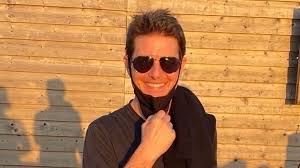 Tom cruise is known for doing his own stunts in movies, but sometimes it seems the actor can pull a stunt that is not a stunt of the physical action variety. Ymlxf5bfkfys M