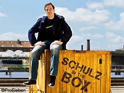 Sanft & sorgfältig olli schulz und jan böhmermann live @ parkfest 2014. Folge 188 Olli Schulz Unboxing Dschungelcamp Kandidaten Und Grossmeister Von Der Lippe Medienkuh